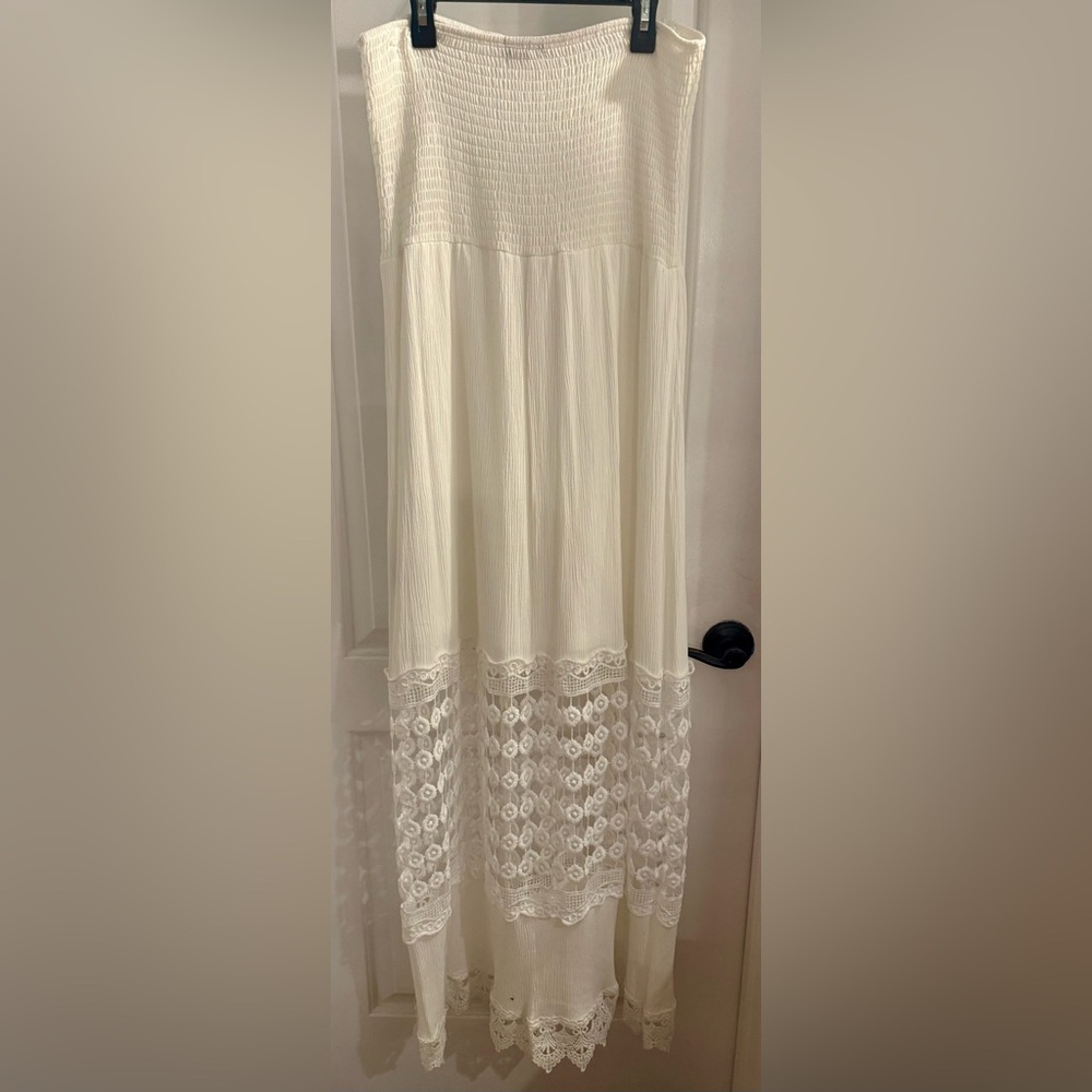 Justify White Maxi Dress with cutout lace size large